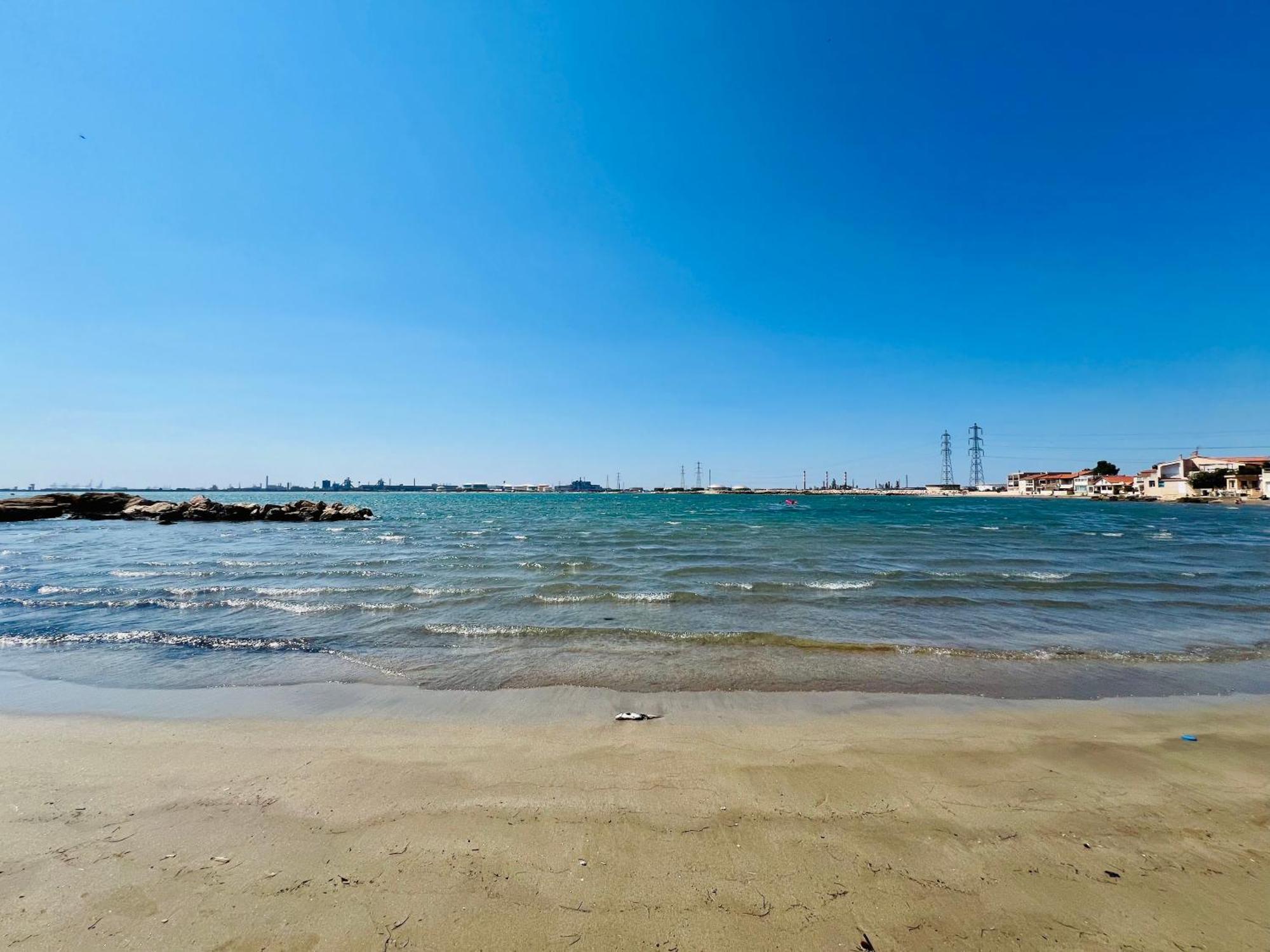 Le Coin De Mer 2, Bord De Mer, Plage 30M, Cosy, Clim, Wifi, 4 Personnes Fos-sur-Mer Bagian luar foto